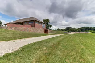 7429 N 1900 E Rd, Bloomington, IL 61705 - Photo 103