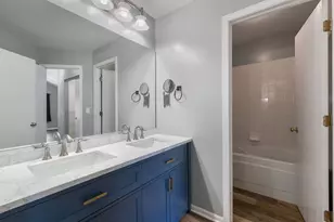 798 County Line Rd, Aurora, IL 60502 - Photo 13
