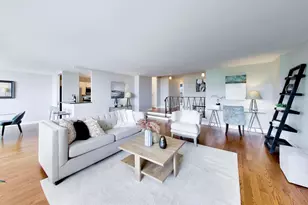5733 N Sheridan Rd, Chicago, IL 60660 - Photo 9
