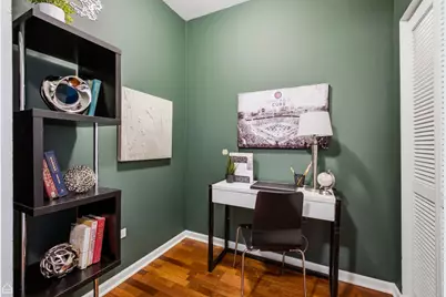 [Address not provided], Chicago, IL 60605 - Photo 11