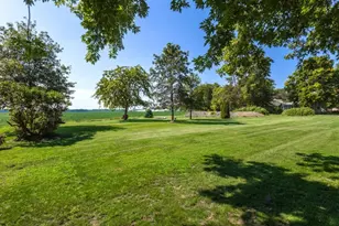 908 5th St, Erie, IL 61250 - Photo 25