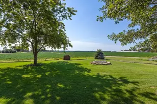 908 5th St, Erie, IL 61250 - Photo 27