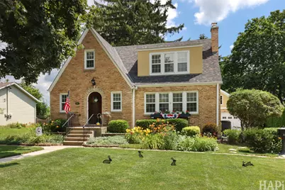621 Parkway Avenue, Antioch, IL 60002 - Photo 1