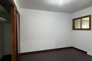 694 N Elm St, Herscher, IL 60941 - Photo 11