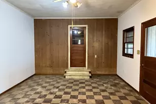 694 N Elm St, Herscher, IL 60941 - Photo 19