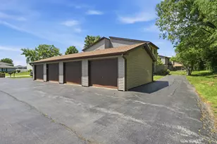 1014 Schoolgate Rd, New Lenox, IL 60451 - Photo 17