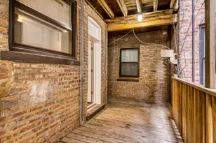 1904 N Whipple St, Chicago, IL 60647 - Photo 17