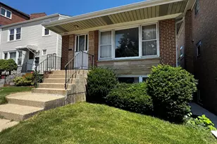 6534 Gunnison St, Harwood Heights, IL 60706 - Photo 1