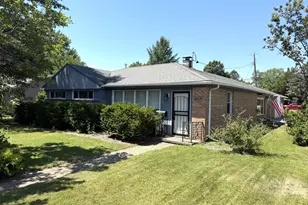 1614 Rebecca Dr, Rockford, IL 61107 - Photo 1