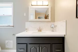 3504 Illinois Rd, Wilmette, IL 60091 - Photo 17