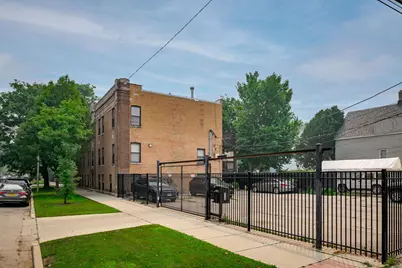 1856 N Sawyer Avenue #303, Chicago, IL 60647 - Photo 25