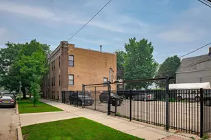 1856 N Sawyer Ave, Chicago, IL 60647 - Photo 25