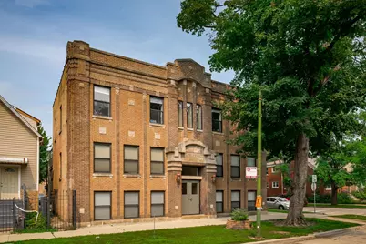 1856 N Sawyer Avenue #303, Chicago, IL 60647 - Photo 1