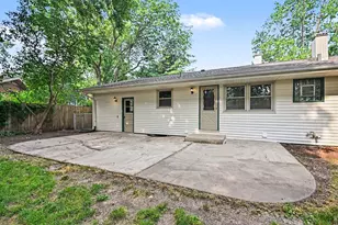 209 Maureen Dr, Elgin, IL 60123 - Photo 21