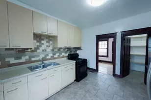 3229 W 62nd St, Chicago, IL 60629 - Photo 11