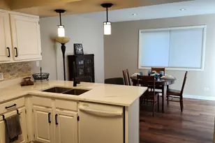 159 Saratoga Ct, Vernon Hills, IL 60061 - Photo 11