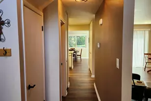 159 Saratoga Ct, Vernon Hills, IL 60061 - Photo 3
