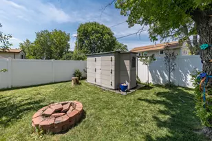 614 Pleasant Pl, Streamwood, IL 60107 - Photo 21