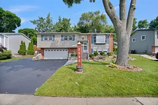 2538 Willow Ave, Woodridge, IL 60517 - Photo 29