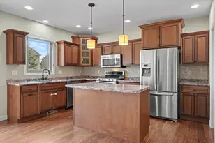 304 Preston St, Savoy, IL 61874 - Photo 11
