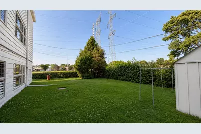 8047 W Foster Lane, Niles, IL 60714 - Photo 19