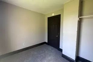 17 Indiana St, Danville, IL 61832 - Photo 11
