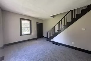 17 Indiana St, Danville, IL 61832 - Photo 3