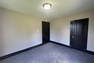 17 Indiana St, Danville, IL 61832 - Photo 9