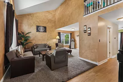 341 Dorchester Lane, Grayslake, IL 60030 - Photo 3
