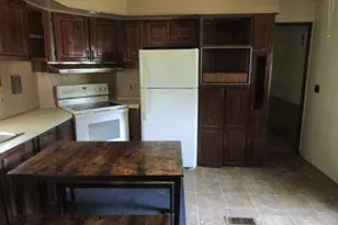 302 Dunn St, Elizabethtown, IL 62931 - Photo 15