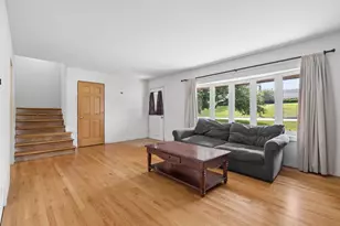 4415 Yender Ave, Lisle, IL 60532 - Photo 5