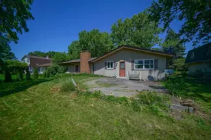 210 Drake Ave, Rochelle, IL 61068 - Photo 23