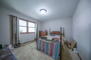 210 Drake Ave, Rochelle, IL 61068 - Photo 17