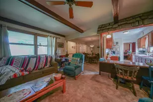210 Drake Ave, Rochelle, IL 61068 - Photo 9