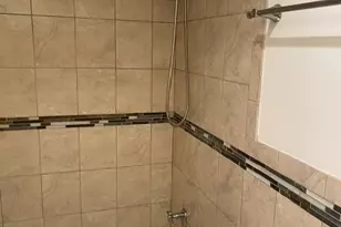 3930 N Pine Grove Ave, Chicago, IL 60613 - Photo 21