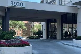 3930 N Pine Grove Ave, Chicago, IL 60613 - Photo 3