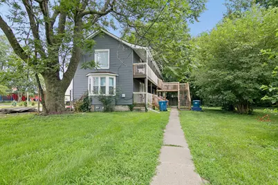 220 1/2 Entrance Avenue S, Kankakee, IL 60901 - Photo 1