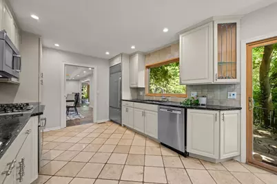 310 Linden Park Place, Highland Park, IL 60035 - Photo 9