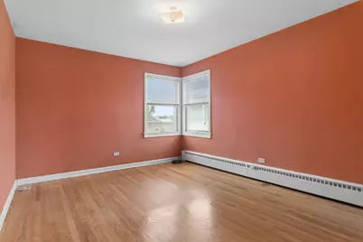 8254 W Forest Preserve Avenue, Chicago, IL 60634 - Photo 5