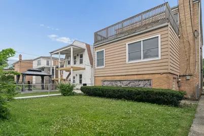 8254 W Forest Preserve Avenue, Chicago, IL 60634 - Photo 23