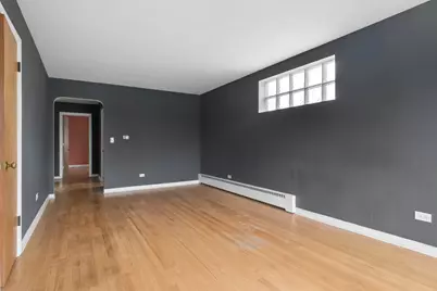 8254 W Forest Preserve Avenue, Chicago, IL 60634 - Photo 3