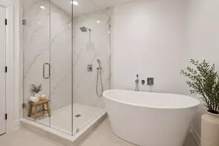 4848 W Eddy St, Chicago, IL 60641 - Photo 19