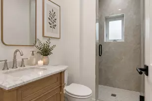 4848 W Eddy St, Chicago, IL 60641 - Photo 11