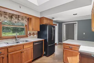 2N418 Amy Ave, Glen Ellyn, IL 60137 - Photo 11