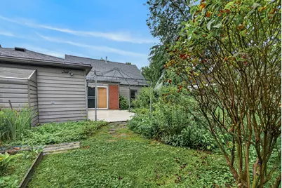 474 Sunset Drive, Elgin, IL 60123 - Photo 23
