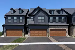 2812 Preserve Cir, Aurora, IL 60502 - Photo 1