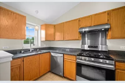 2503 Sheehan Drive #201, Naperville, IL 60564 - Photo 5
