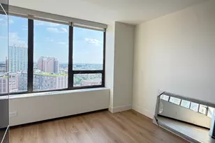 3930 N Pine Grove Ave, Chicago, IL 60613 - Photo 11