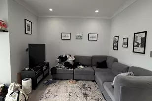 2145 W Fletcher St, Chicago, IL 60618 - Photo 15
