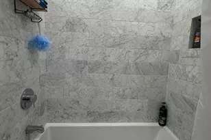 2145 W Fletcher St, Chicago, IL 60618 - Photo 13